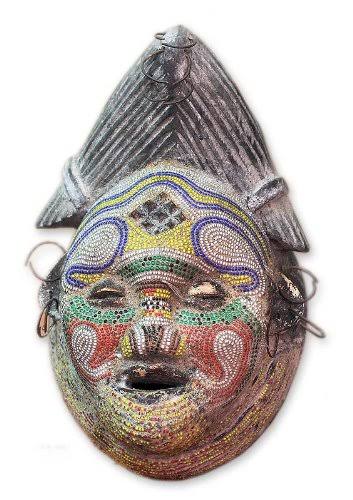 Wood Mask Wall Décor T41081