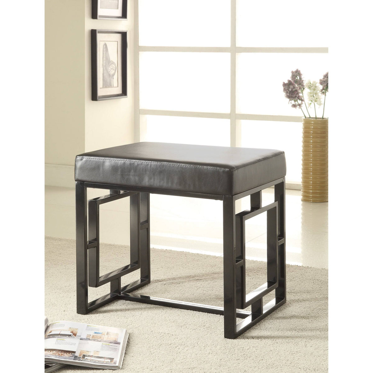 Black Stool Y8558