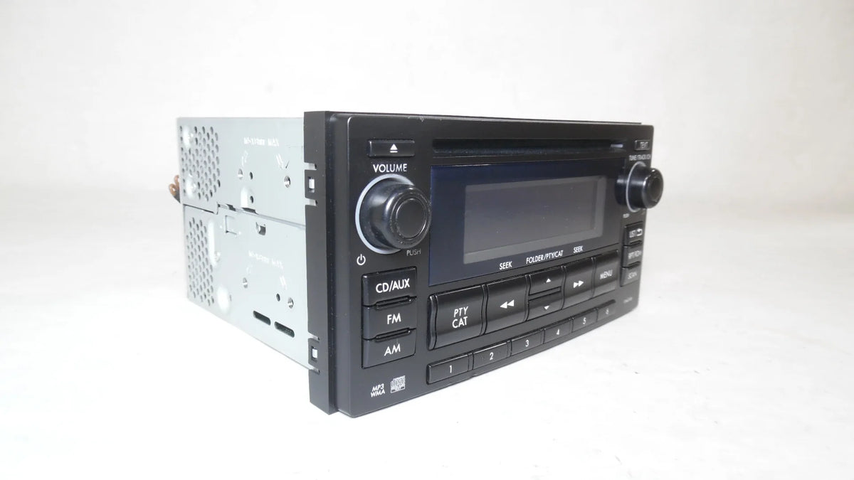 Pre-Owned Subaru Impreza CD MP3 Player Radio Receiver 2.0L OEM A61713