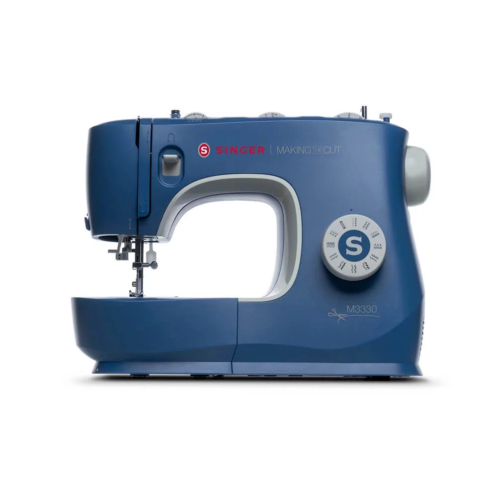 Refurbished Sewing Machine with Accessories O5282